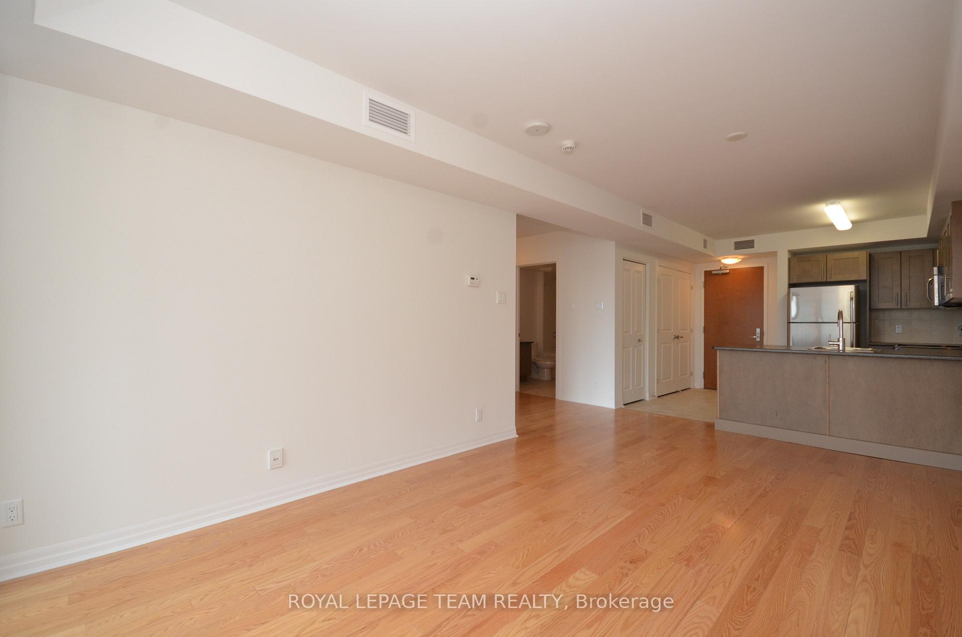 Photo 12 of Unit 404, 242 Rideau Street, Ottawa, Sandy Hill — HOMEH