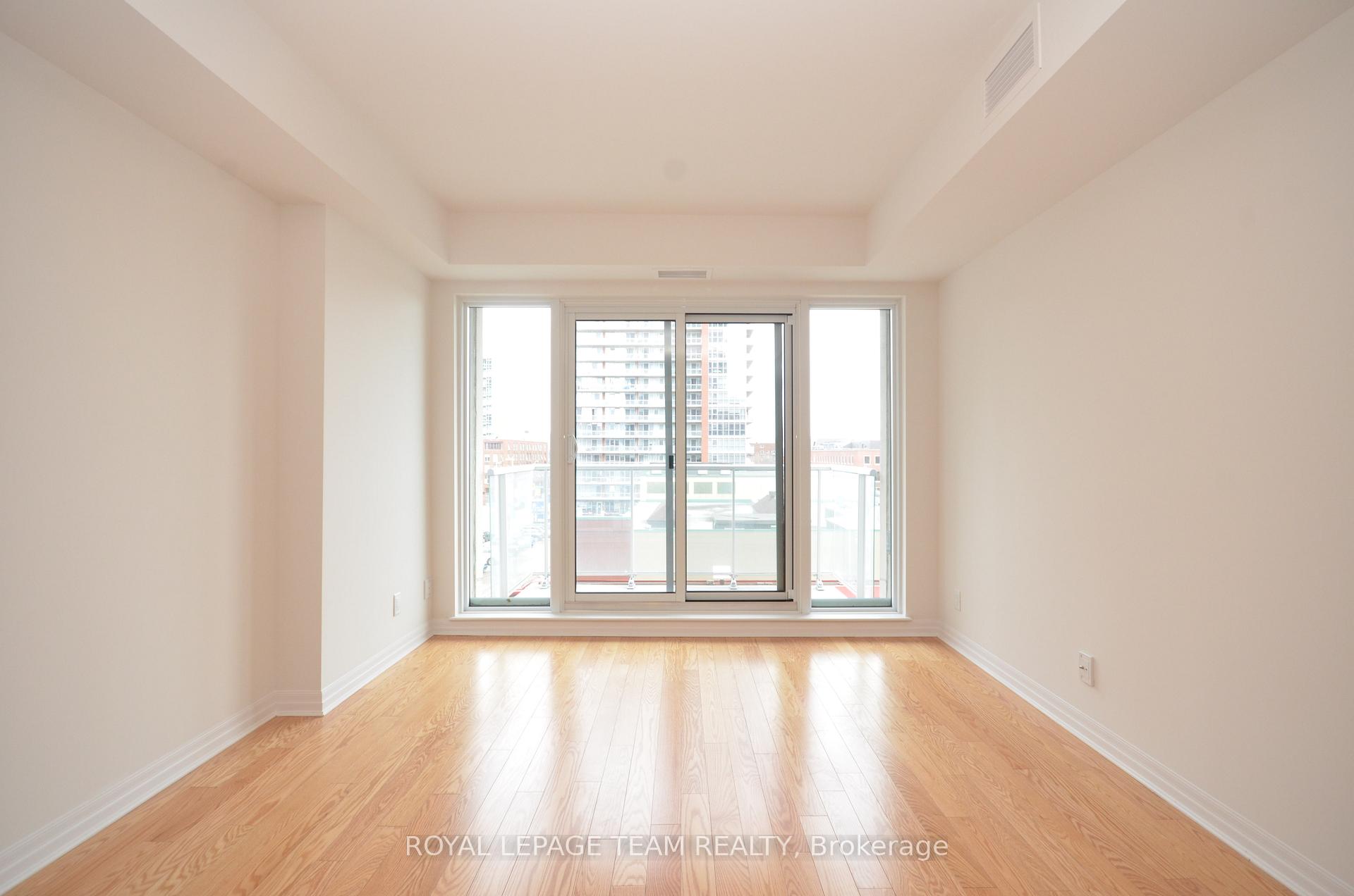 Photo 14 of Unit 404, 242 Rideau Street, Ottawa, Sandy Hill — HOMEH