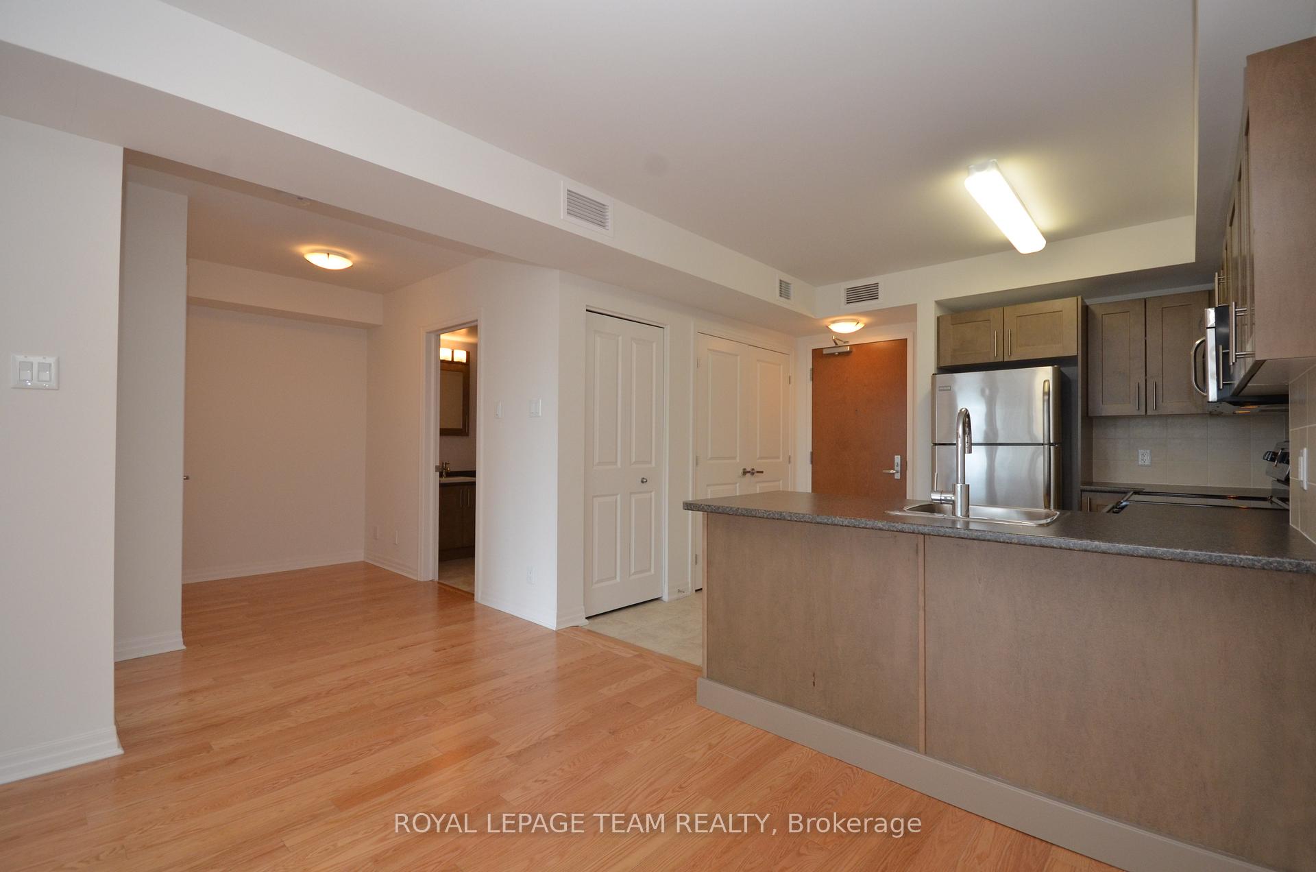 Photo 17 of Unit 404, 242 Rideau Street, Ottawa, Sandy Hill — HOMEH