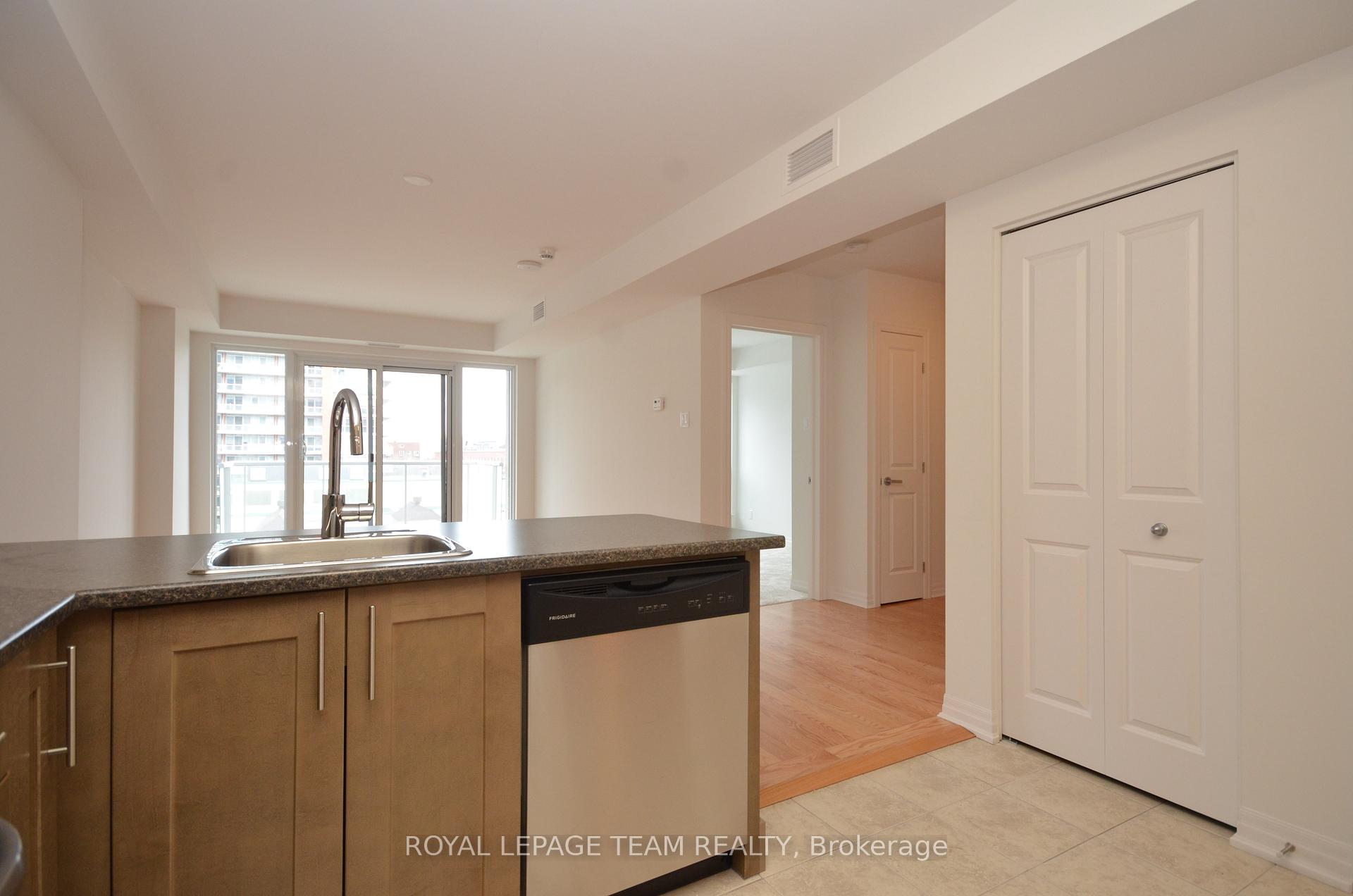 Photo 20 of Unit 404, 242 Rideau Street, Ottawa, Sandy Hill — HOMEH