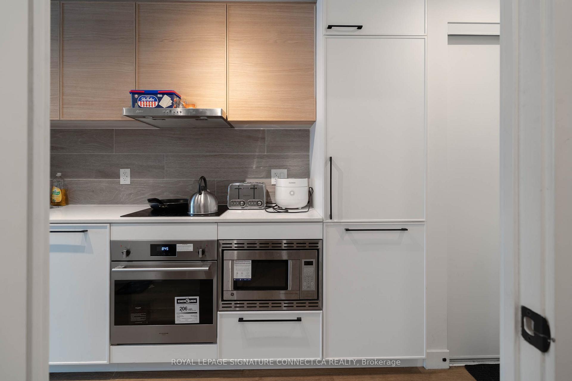 Photo 3 of Unit 503, 1050 Eastern Avenue, Toronto, Greenwood-Coxwell — HOMEH