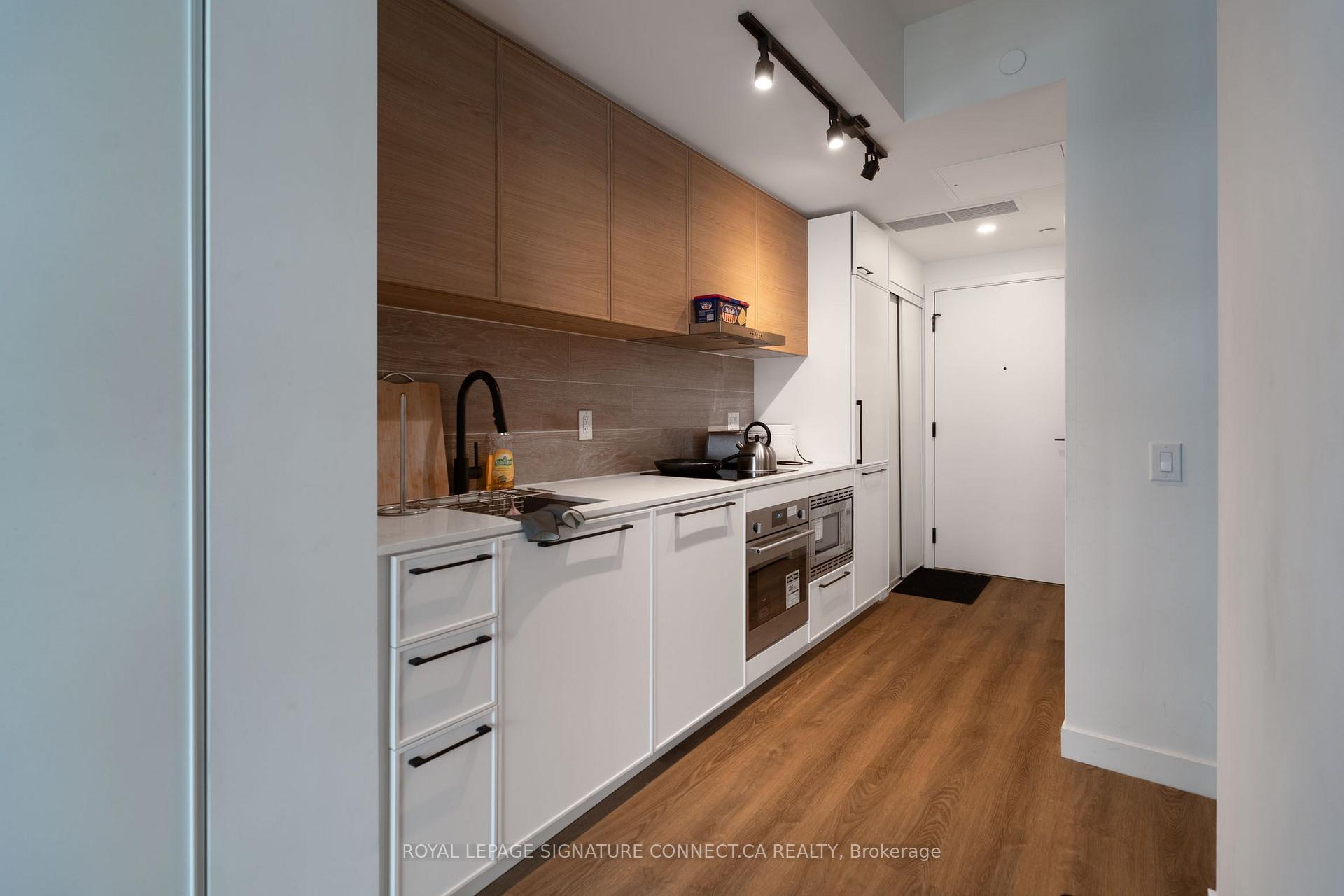 Photo 6 of Unit 503, 1050 Eastern Avenue, Toronto, Greenwood-Coxwell — HOMEH
