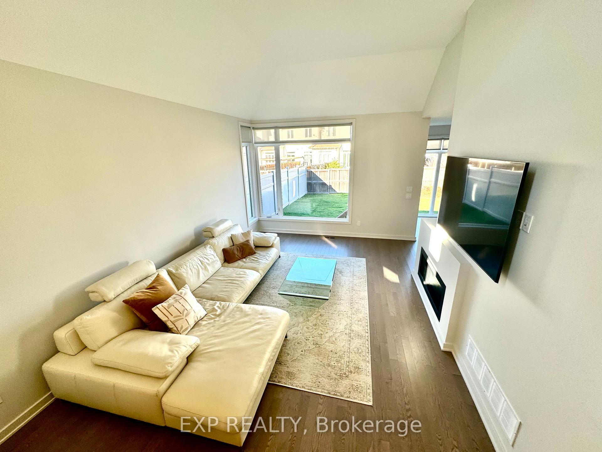 Photo 11 of 622 Summerhill Street, Ottawa, Riverside South/Gloucester Glen — HOMEH