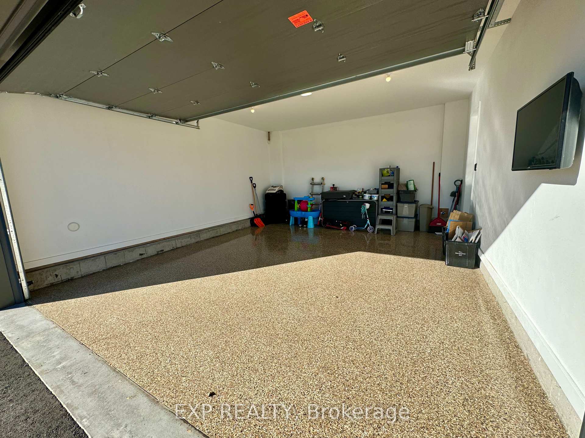 Photo 36 of 622 Summerhill Street, Ottawa, Riverside South/Gloucester Glen — HOMEH