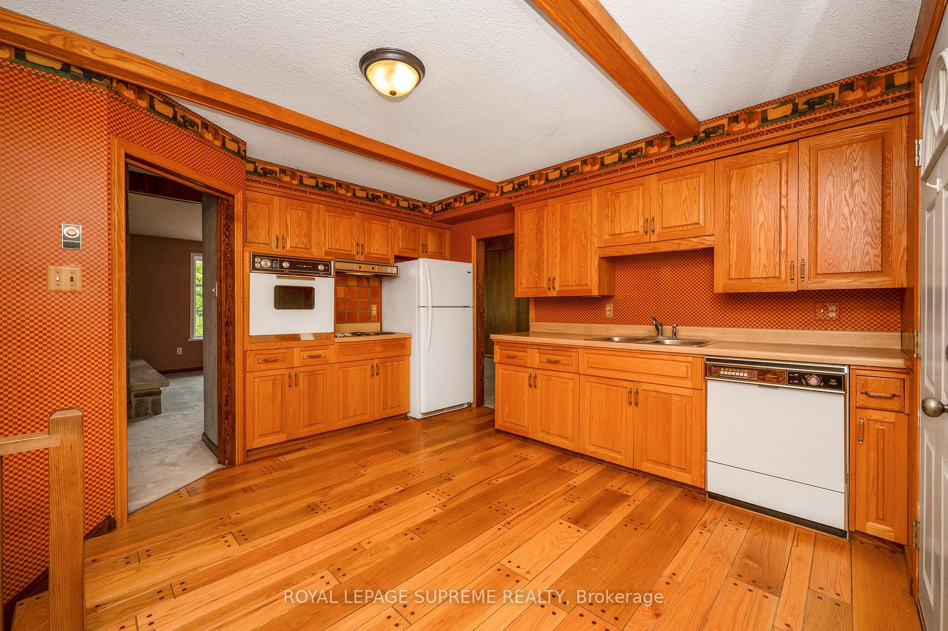 Photo 20 of 2035 Hollow Road, Thorold, Cataract Road — HOMEH