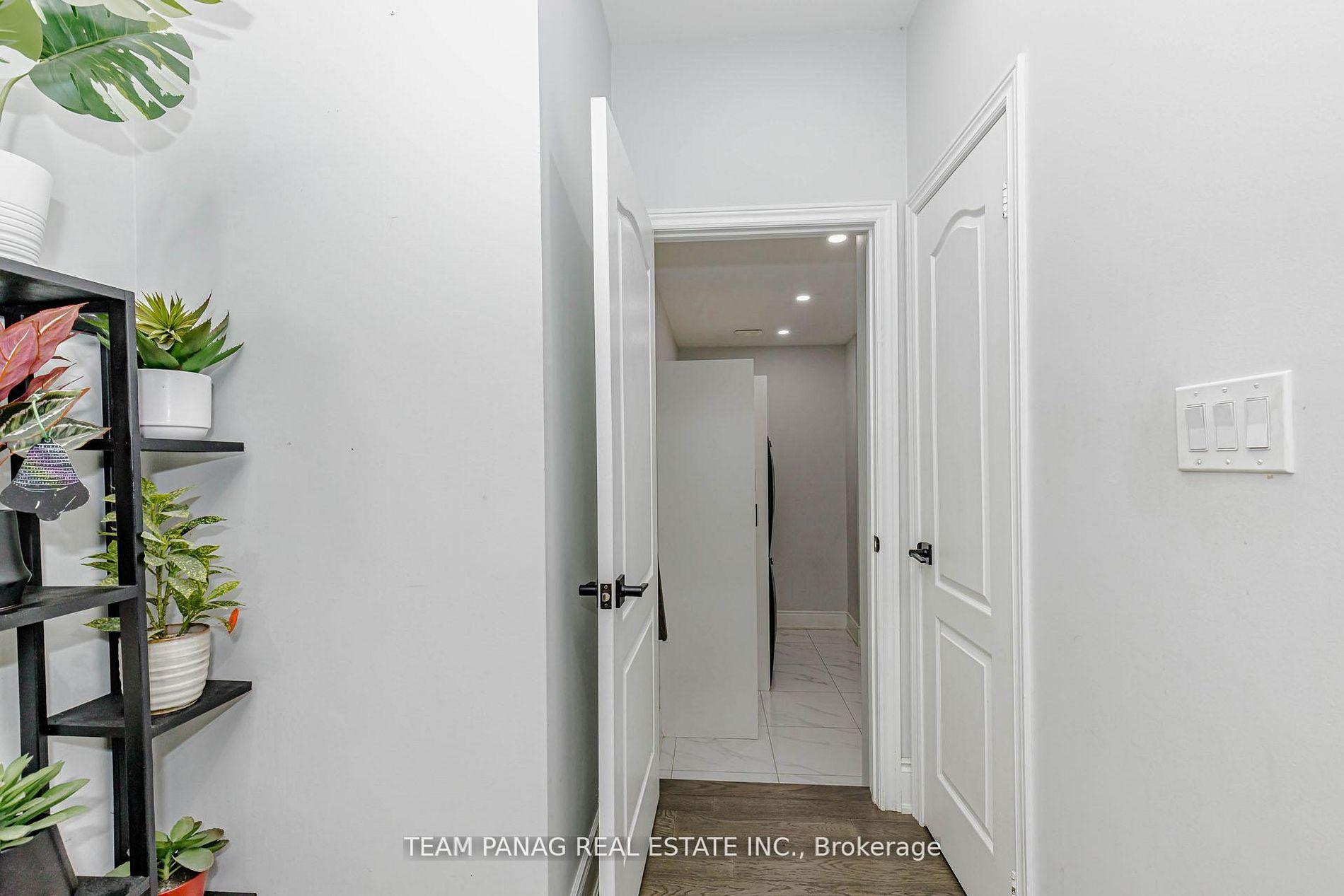 Photo 25 of 50 Blazing Star Drive, Brampton, Sandringham-Wellington — HOMEH