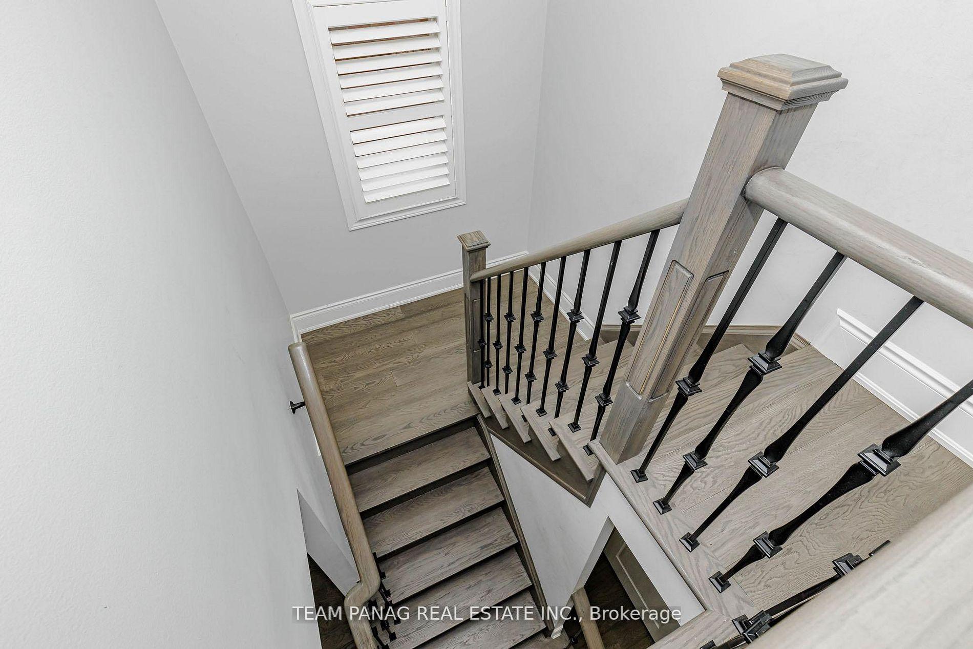 Photo 28 of 50 Blazing Star Drive, Brampton, Sandringham-Wellington — HOMEH