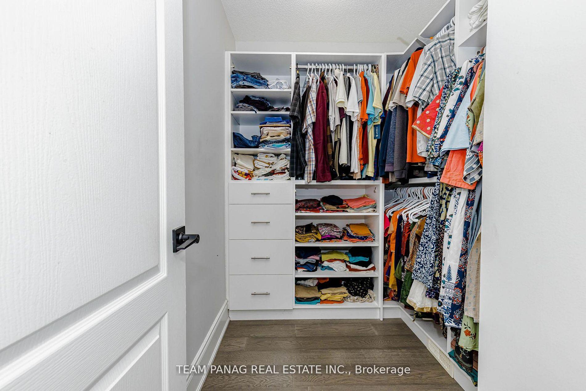 Photo 32 of 50 Blazing Star Drive, Brampton, Sandringham-Wellington — HOMEH