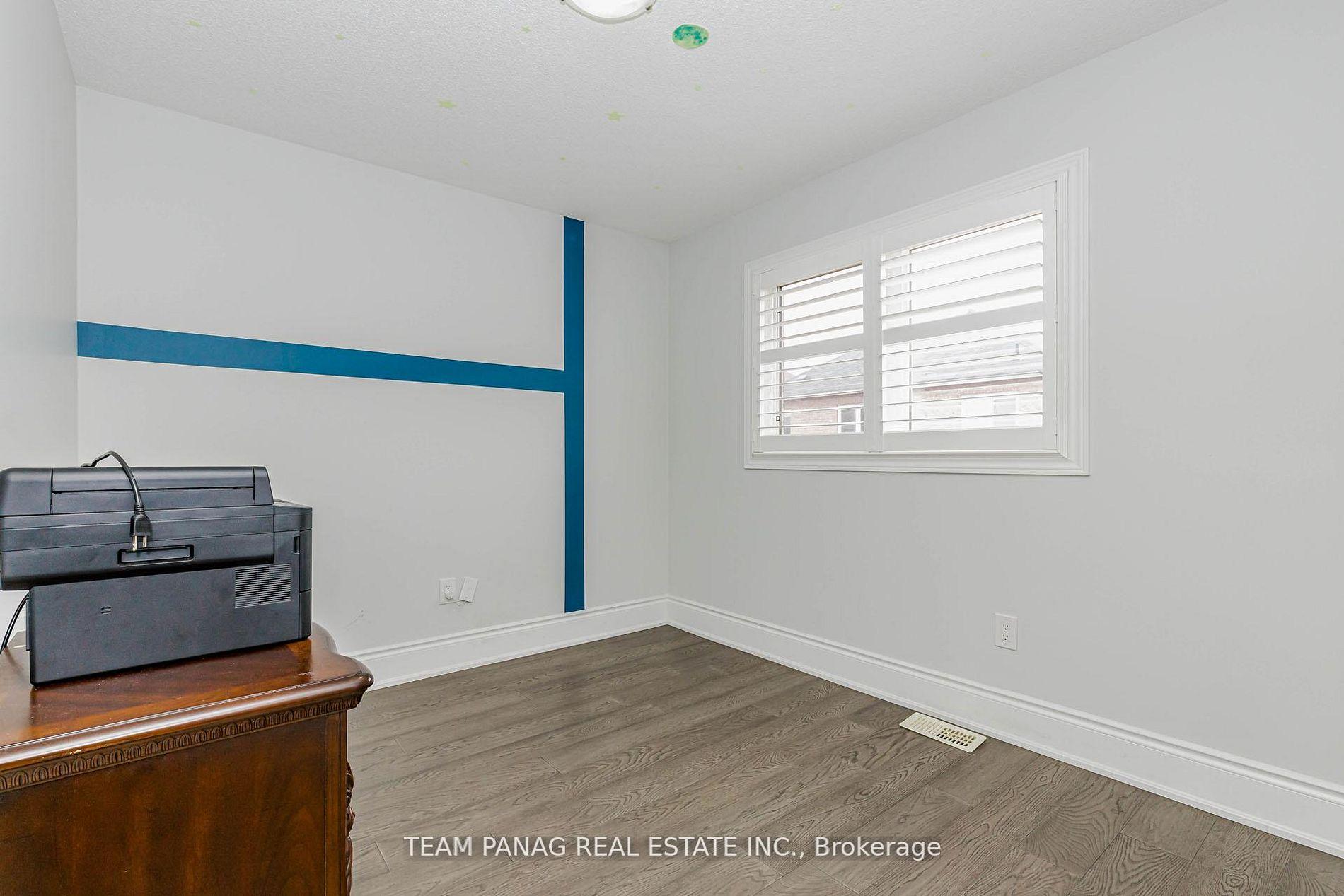 Photo 40 of 50 Blazing Star Drive, Brampton, Sandringham-Wellington — HOMEH