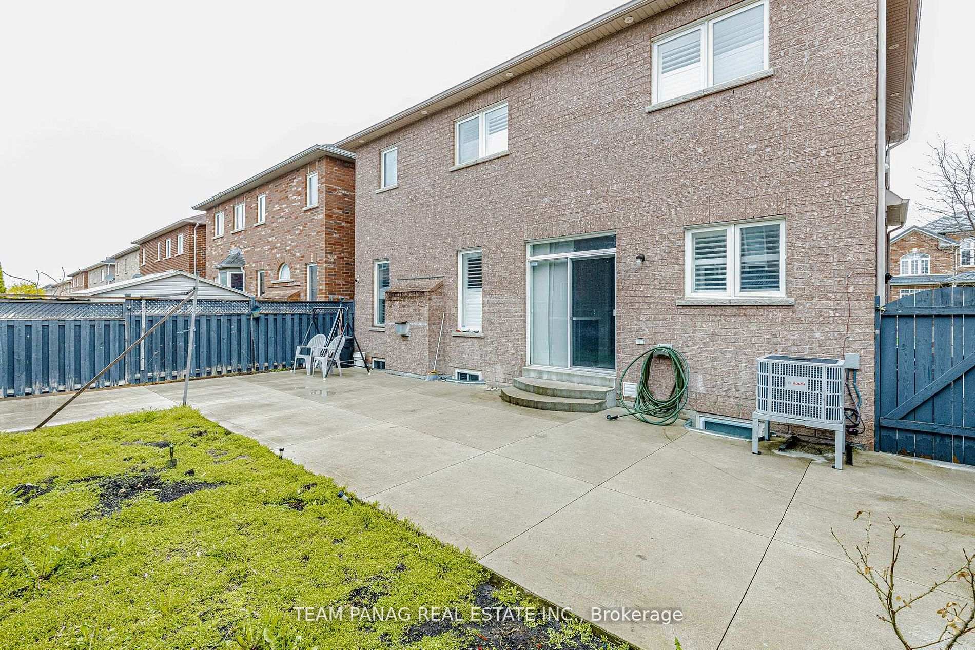 Photo 49 of 50 Blazing Star Drive, Brampton, Sandringham-Wellington — HOMEH