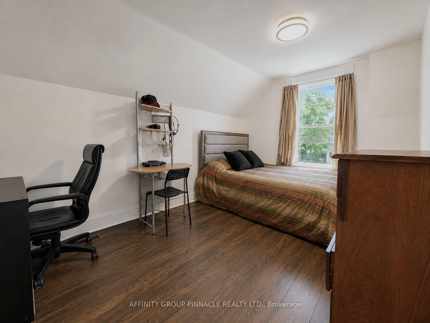 Photo 24 of 68 King Street, Kawartha Lakes, Lindsay — HOMEH