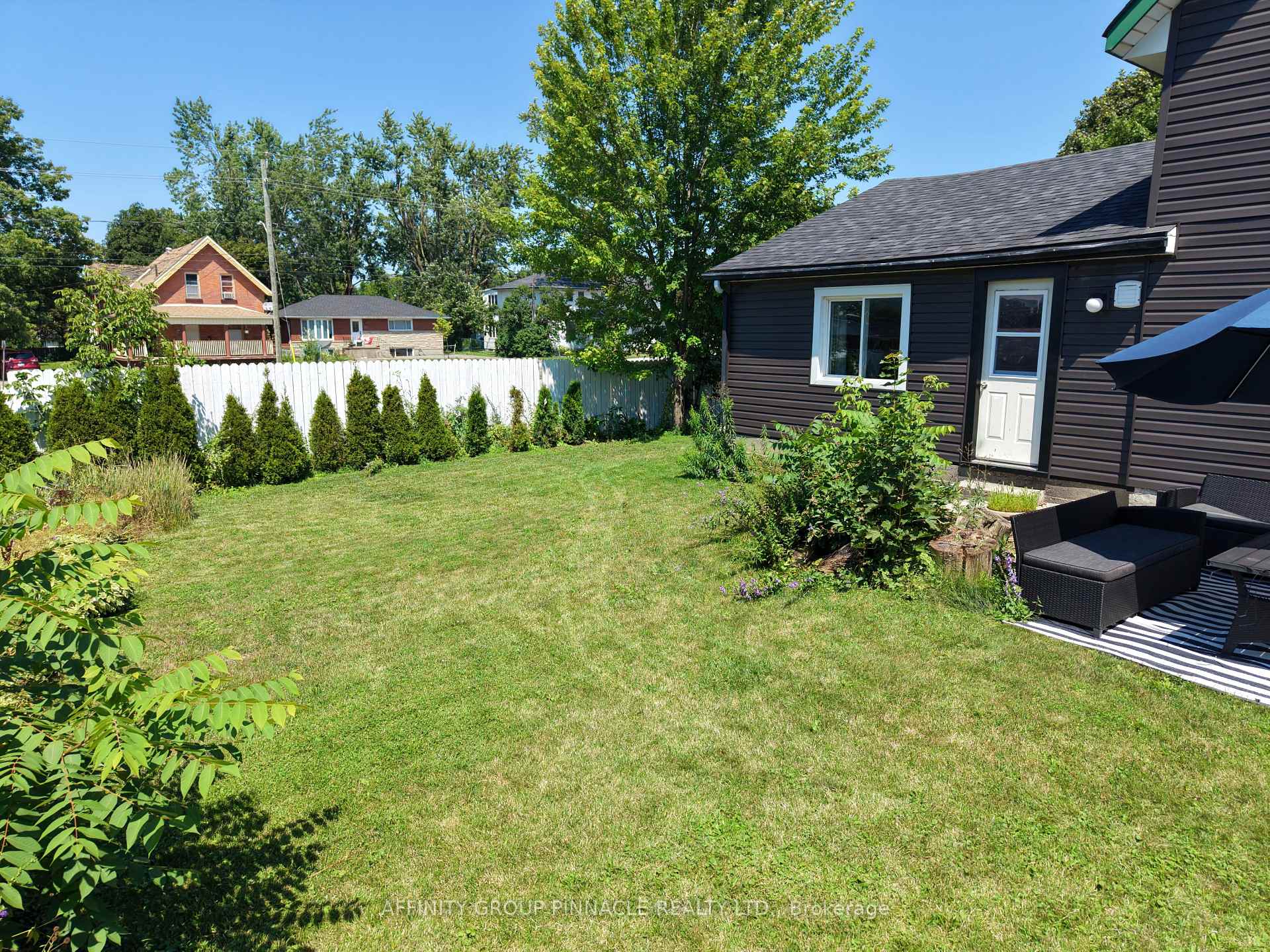 Photo 42 of 68 King Street, Kawartha Lakes, Lindsay — HOMEH