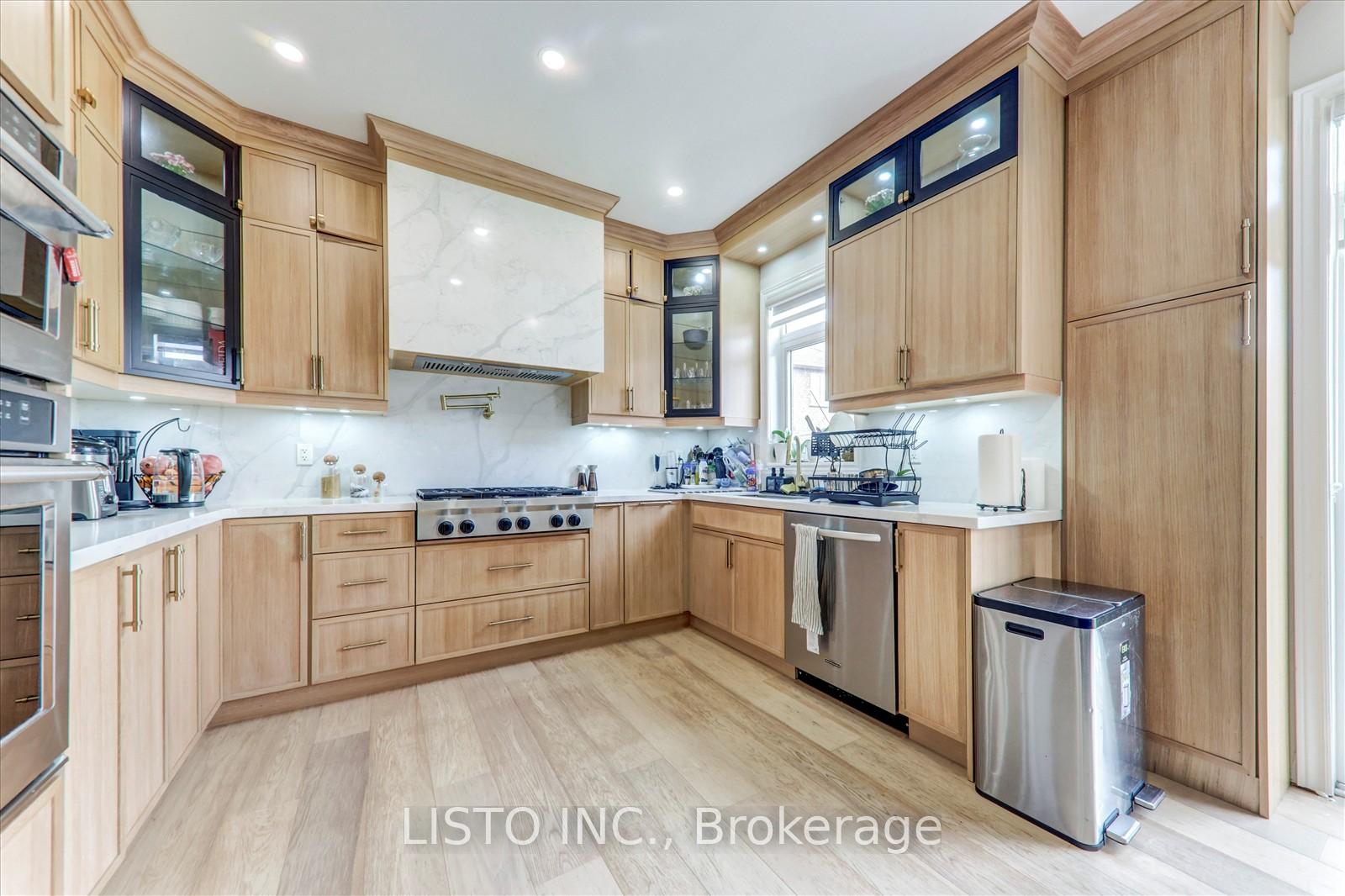 Photo 18 of 65 Warbler Circle, Scarborough, Rouge — HOMEH