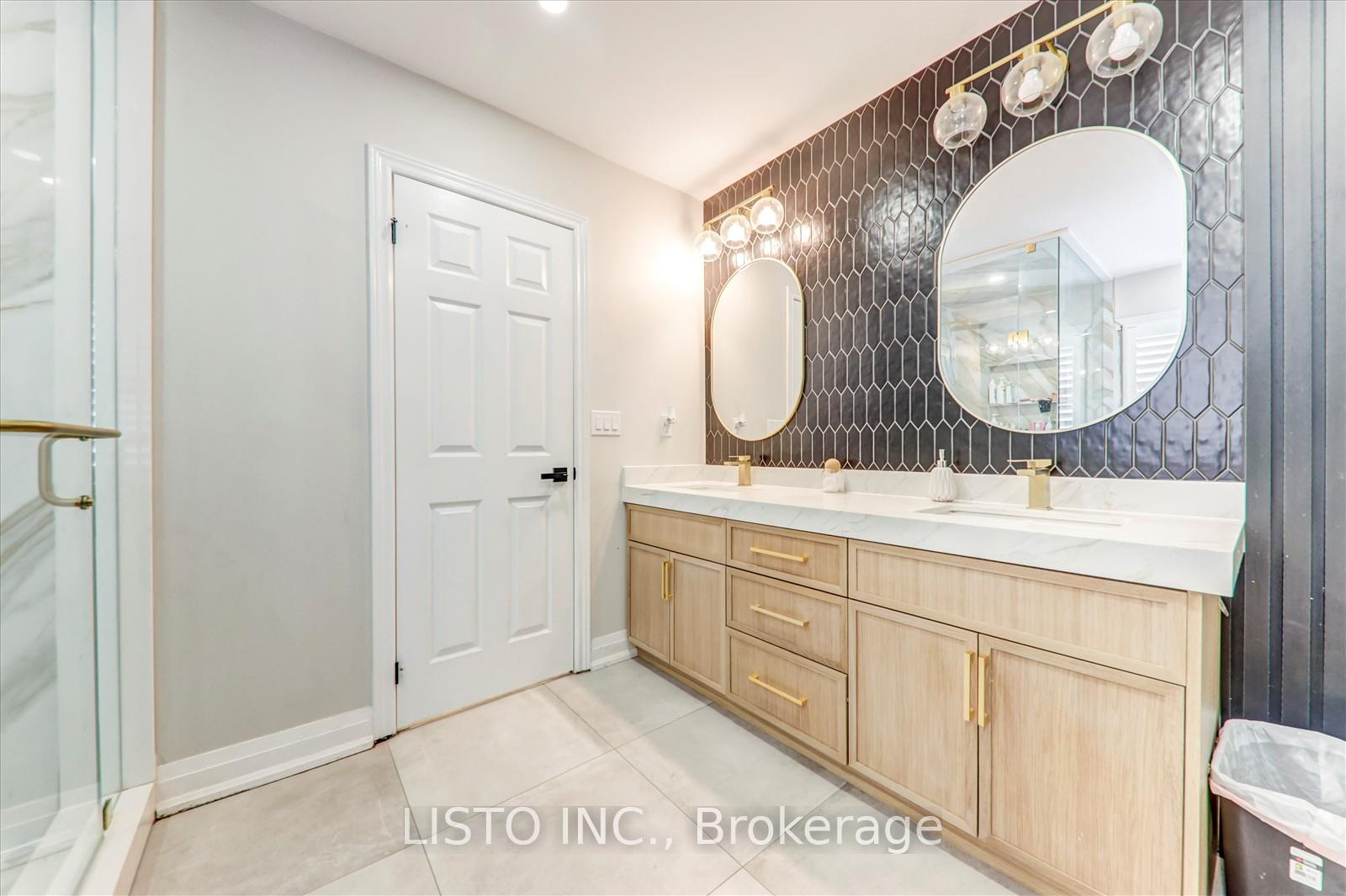 Photo 25 of 65 Warbler Circle, Scarborough, Rouge — HOMEH