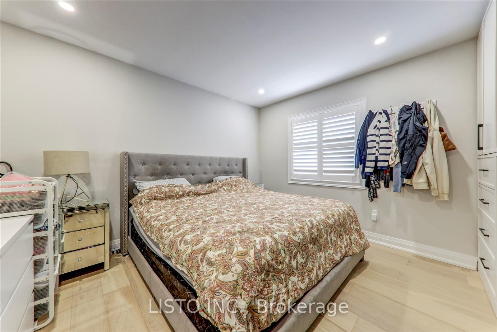 Photo 29 of 65 Warbler Circle, Scarborough, Rouge — HOMEH