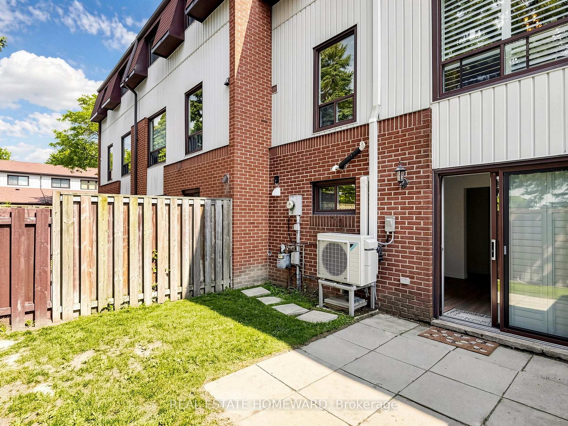 Photo 50 of Unit 10, 765 Oklahoma Drive, Pickering, West Shore — HOMEH