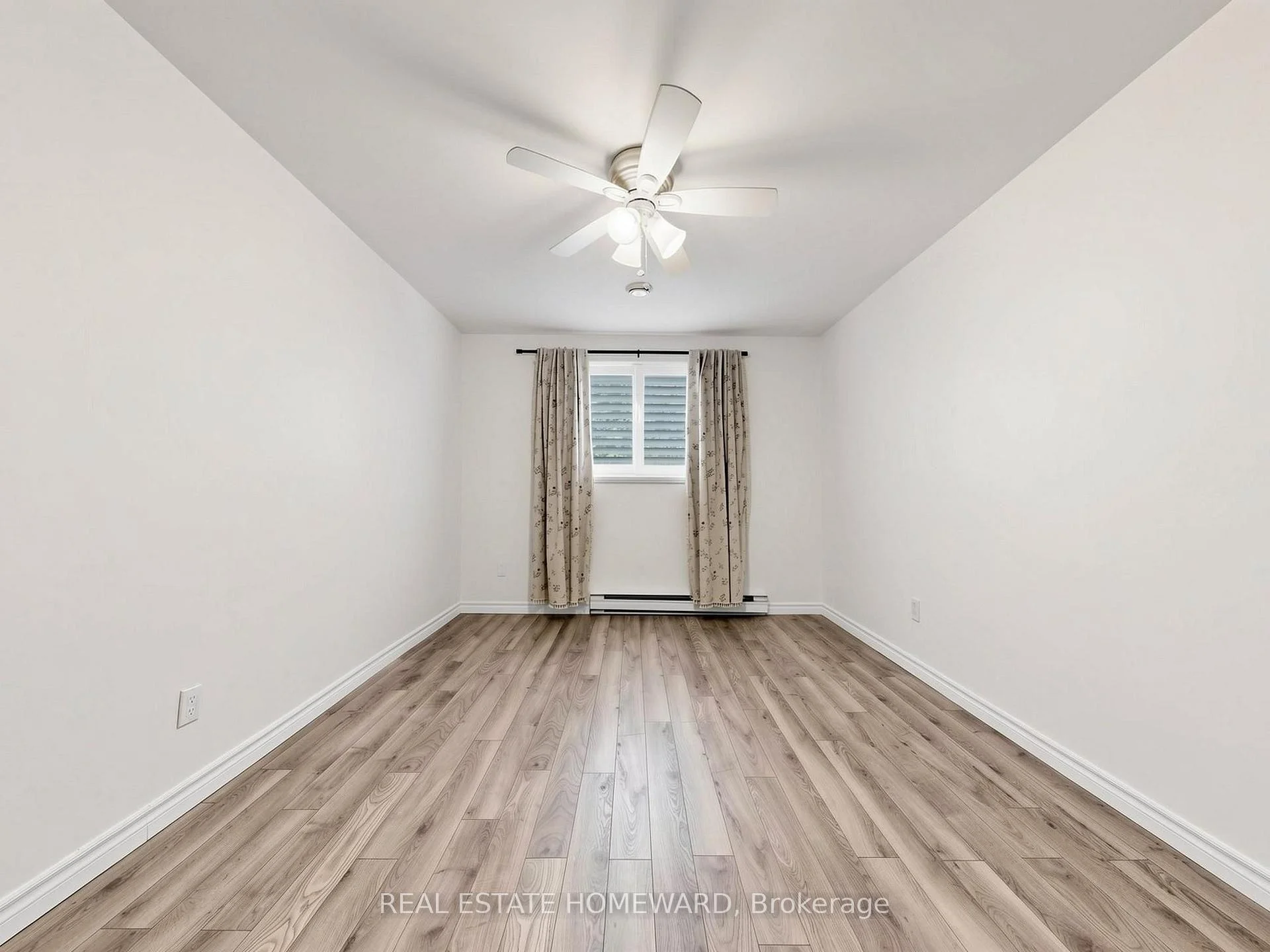 Photo 33 of Unit 10, 765 Oklahoma Drive, Pickering, West Shore — HOMEH