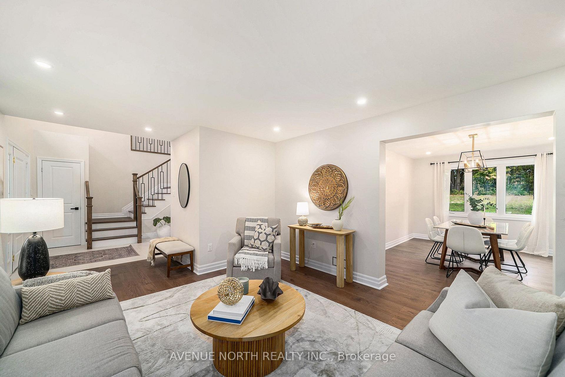 Photo 18 of 19 newland Drive E, Ottawa, Barrhaven - Hearts Desire — HOMEH