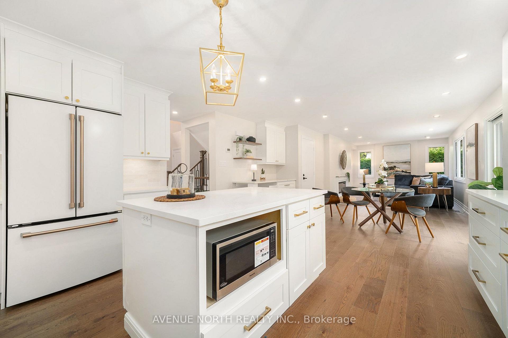 Photo 22 of 19 newland Drive E, Ottawa, Barrhaven - Hearts Desire — HOMEH