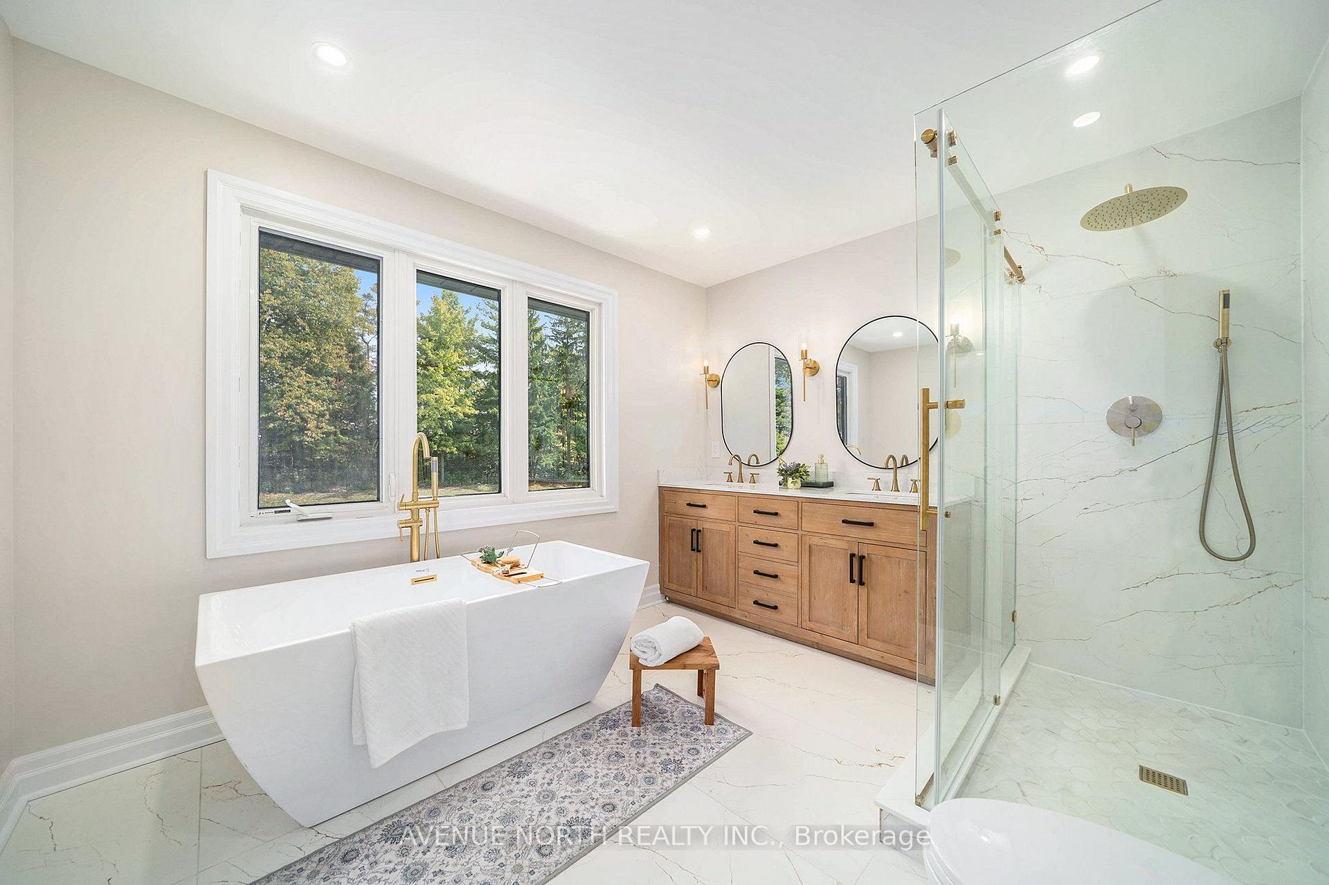 Photo 24 of 19 newland Drive E, Ottawa, Barrhaven - Hearts Desire — HOMEH