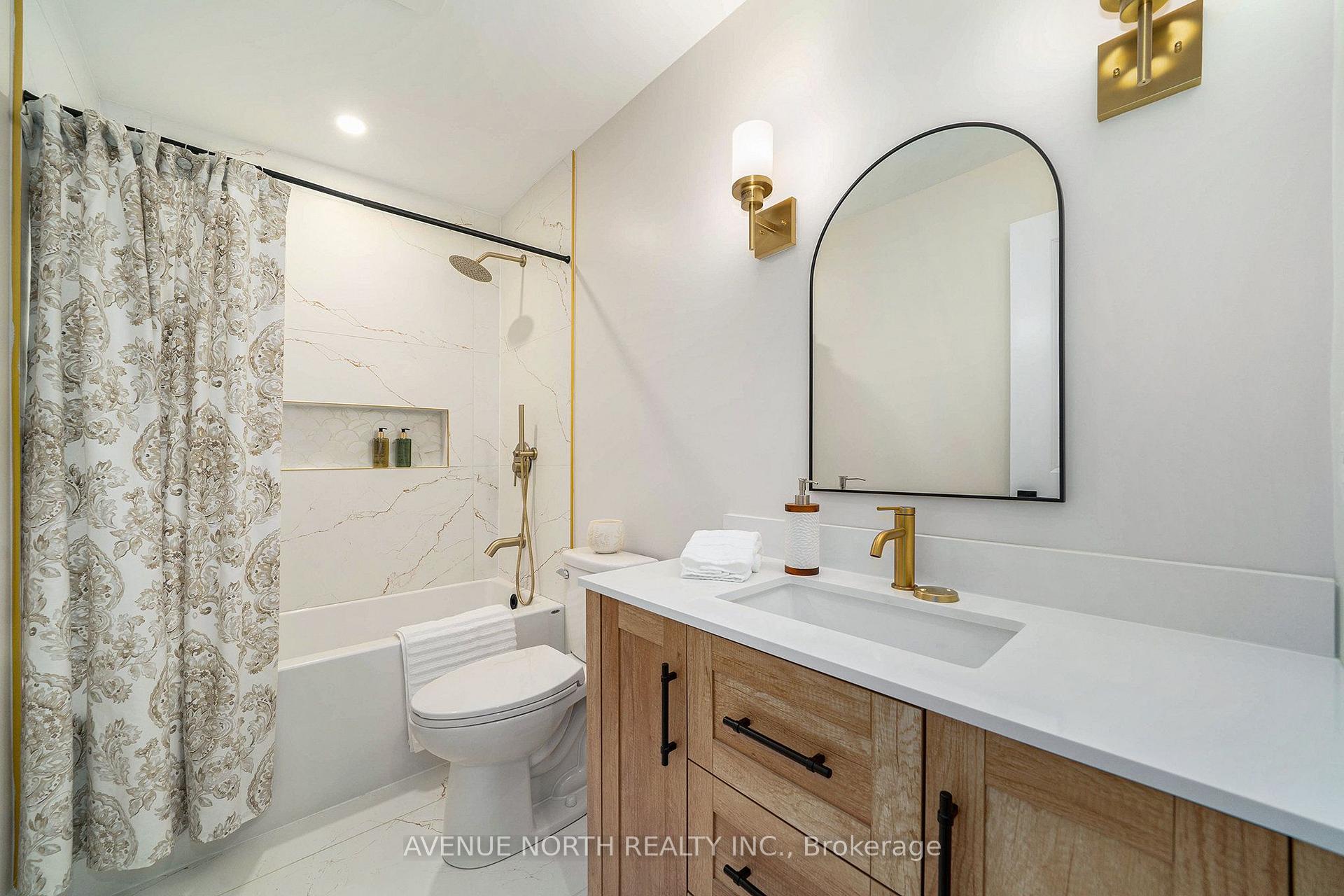 Photo 31 of 19 newland Drive E, Ottawa, Barrhaven - Hearts Desire — HOMEH
