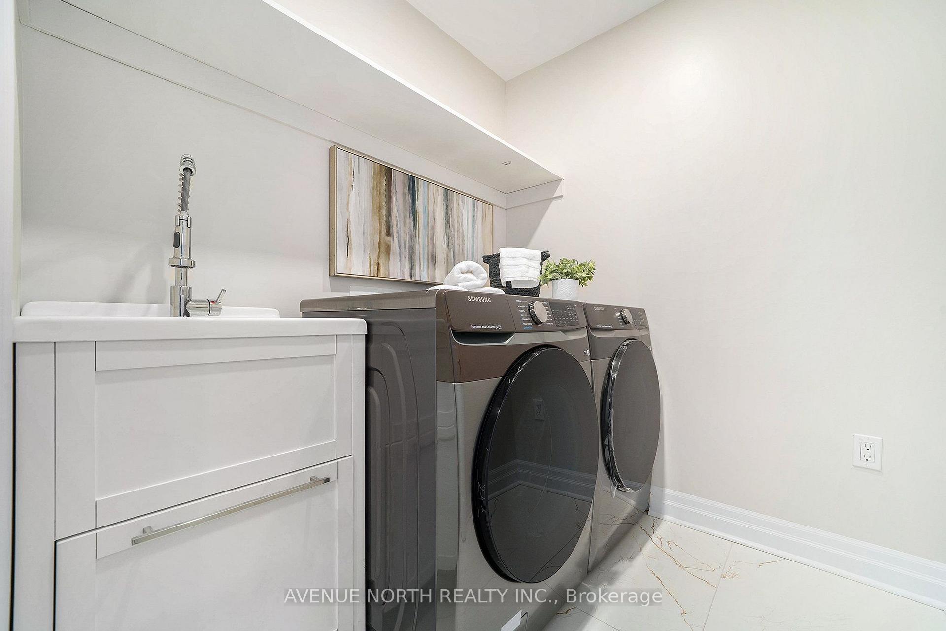 Photo 36 of 19 newland Drive E, Ottawa, Barrhaven - Hearts Desire — HOMEH