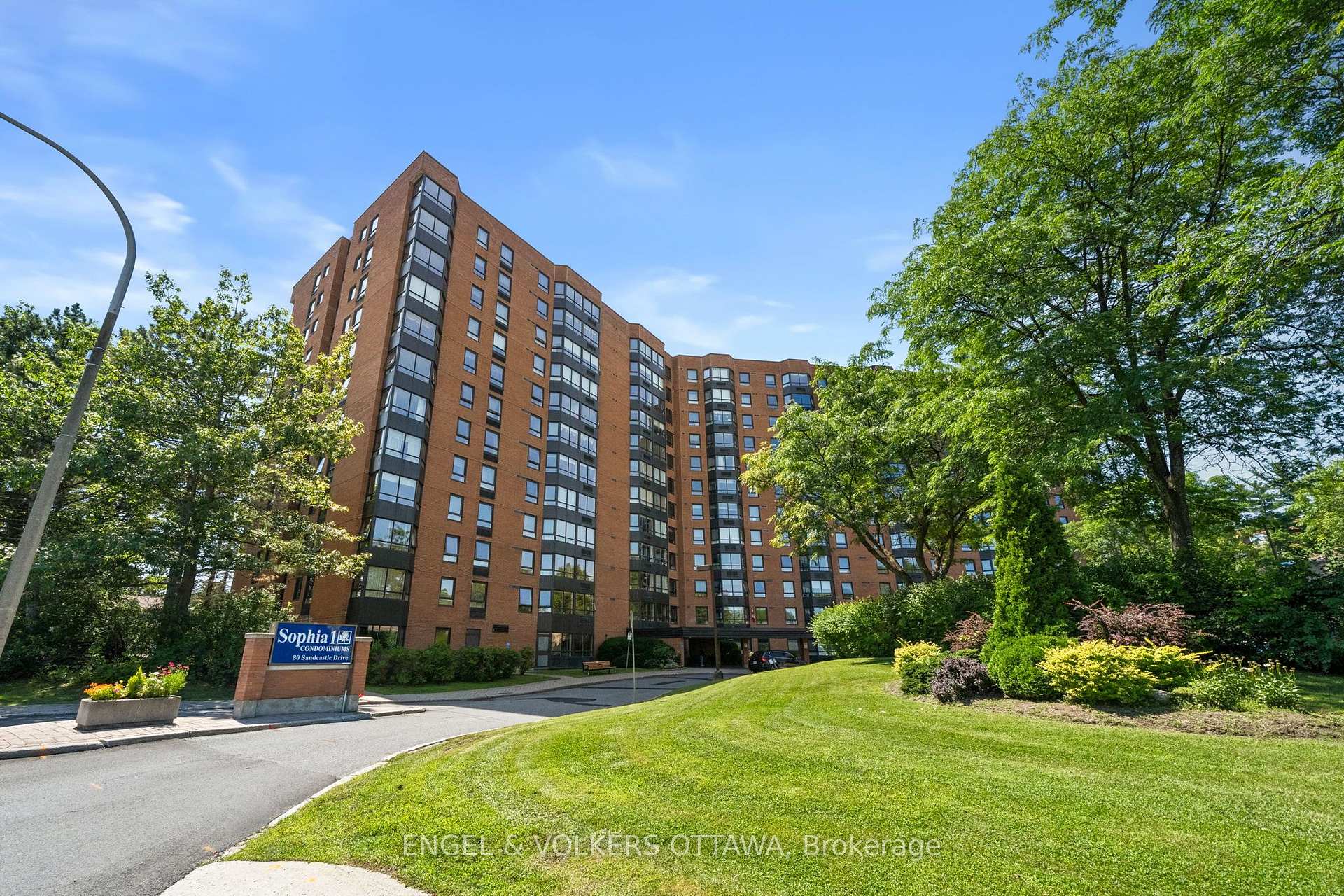 Photo 1 of Unit 1213, 80 Sandcastle Drive, Ottawa, Leslie Park — HOMEH
