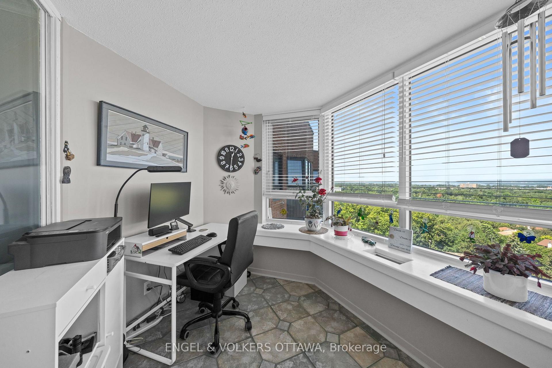 Photo 10 of Unit 1213, 80 Sandcastle Drive, Ottawa, Leslie Park — HOMEH