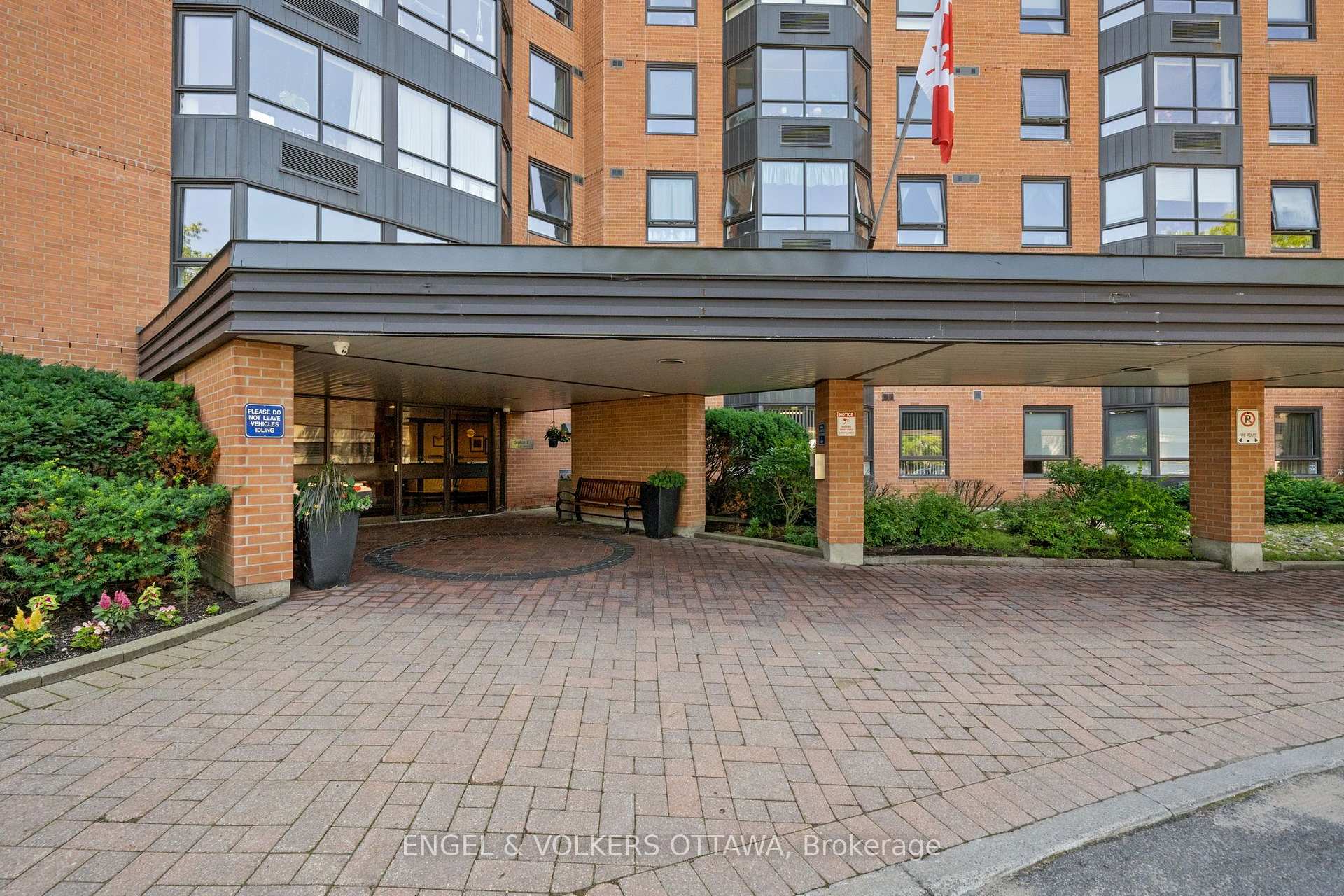 Photo 23 of Unit 1213, 80 Sandcastle Drive, Ottawa, Leslie Park — HOMEH