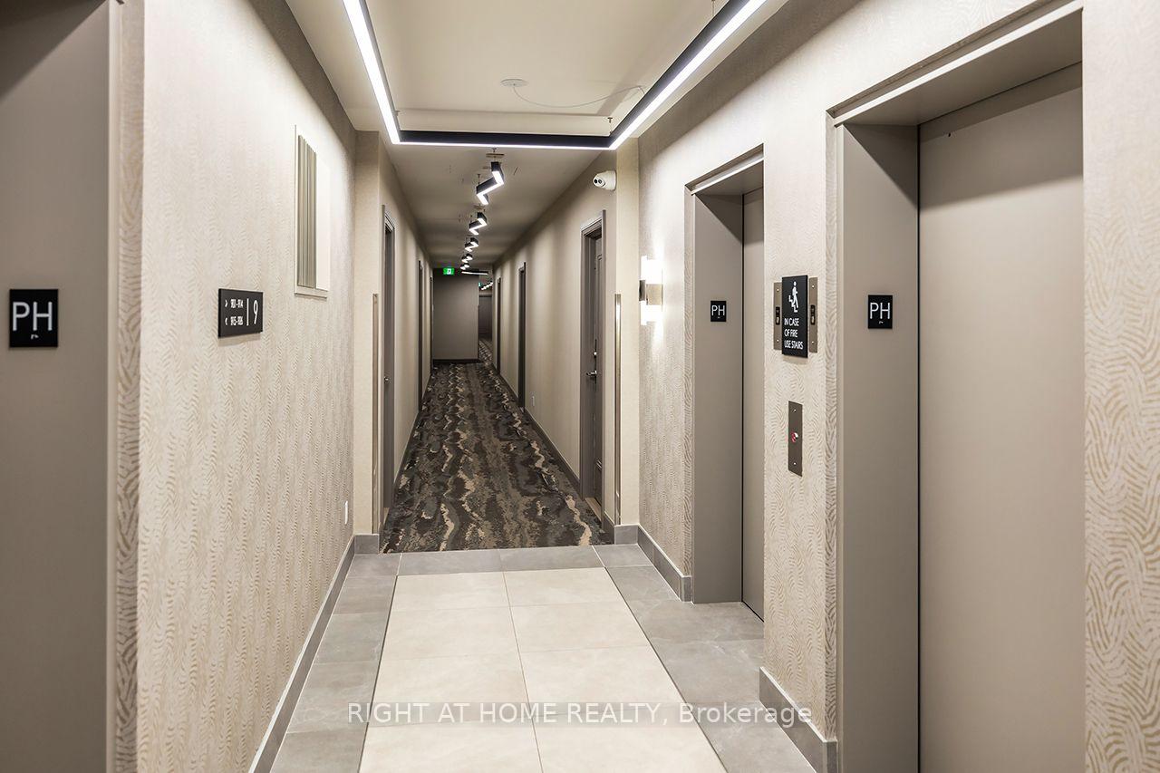 Photo 4 of Unit PH11, 3650 Kingston Road, Scarborough, Scarborough Village — HOMEH