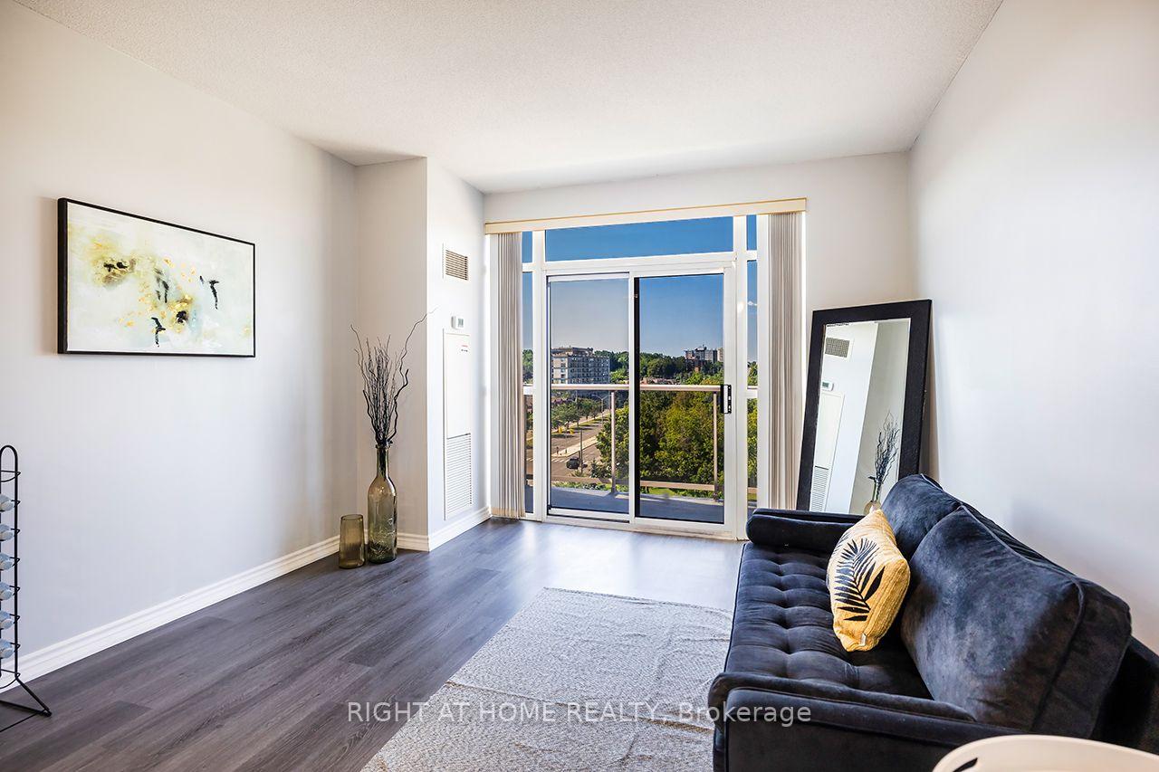 Photo 6 of Unit PH11, 3650 Kingston Road, Scarborough, Scarborough Village — HOMEH
