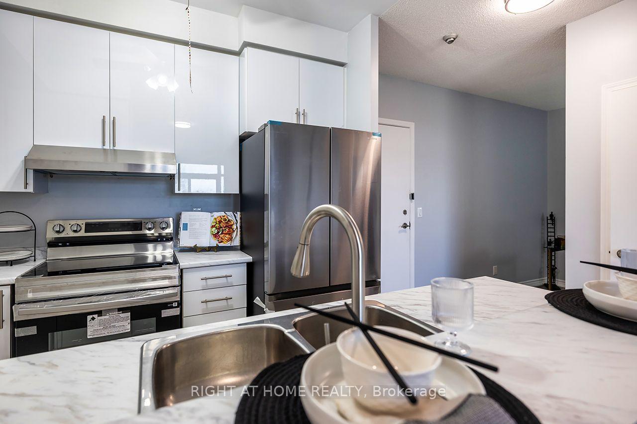 Photo 9 of Unit PH11, 3650 Kingston Road, Scarborough, Scarborough Village — HOMEH