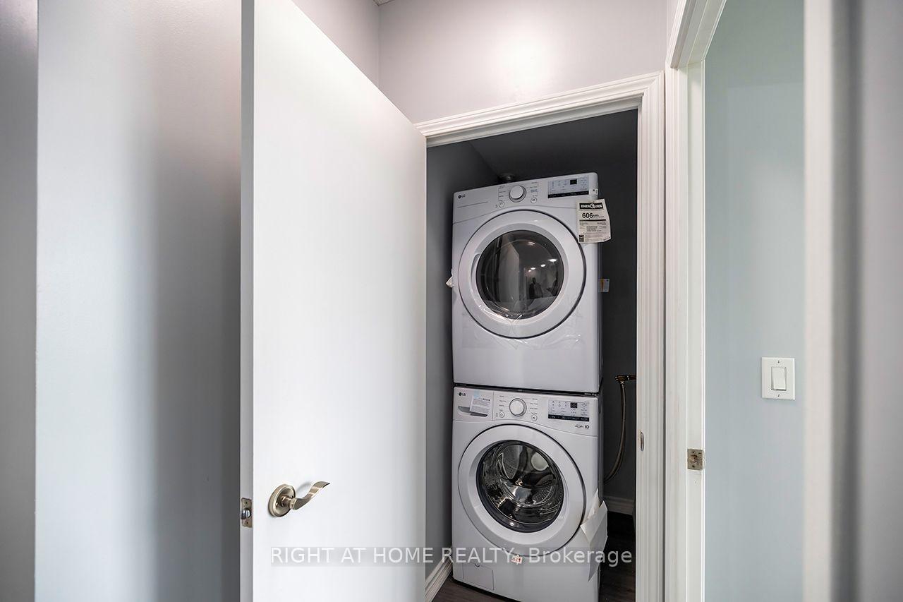 Photo 25 of Unit PH11, 3650 Kingston Road, Scarborough, Scarborough Village — HOMEH