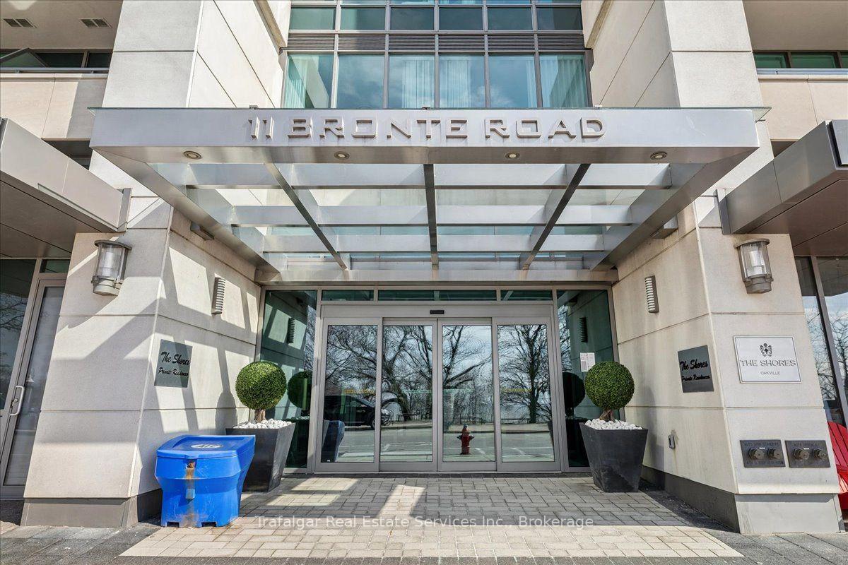 Photo 3 of Unit 327, 11 Bronte Road, Oakville, Bronte — HOMEH