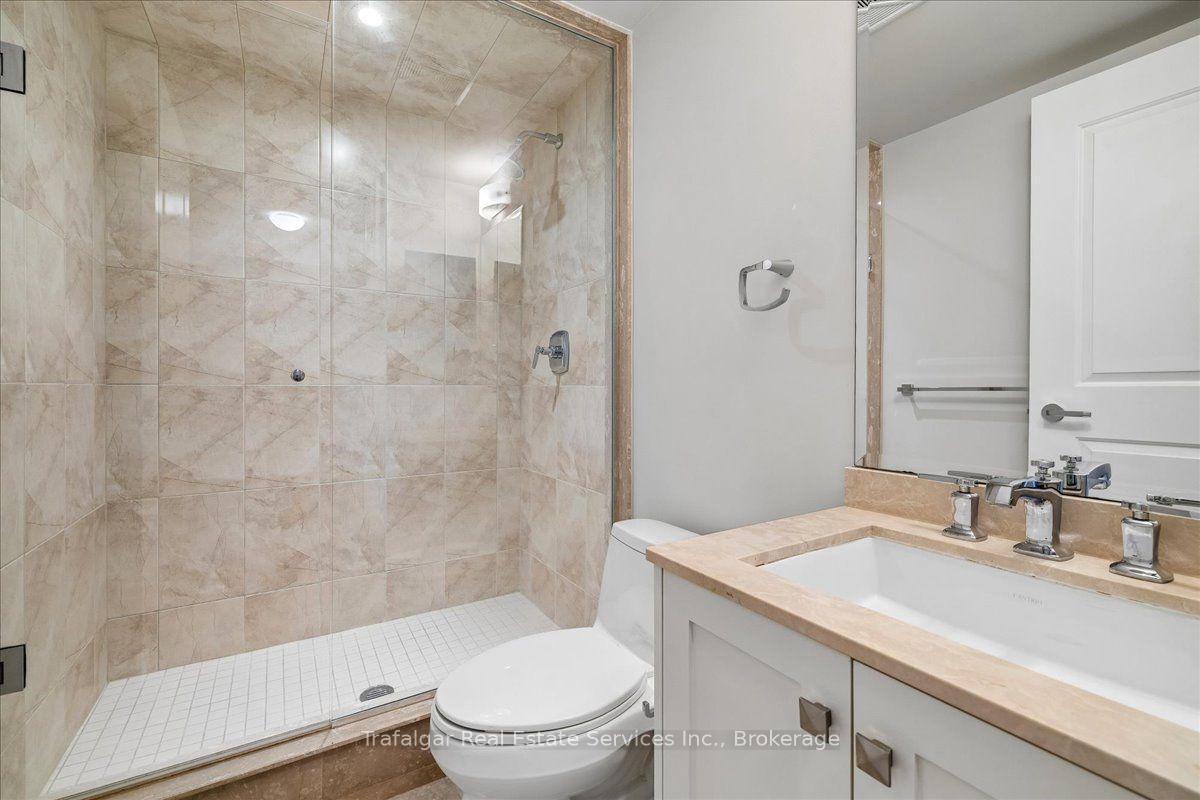 Photo 7 of Unit 327, 11 Bronte Road, Oakville, Bronte — HOMEH