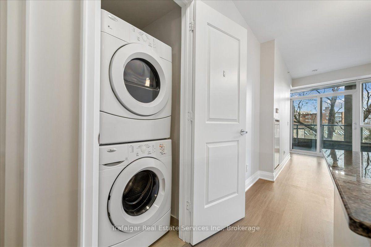 Photo 10 of Unit 327, 11 Bronte Road, Oakville, Bronte — HOMEH