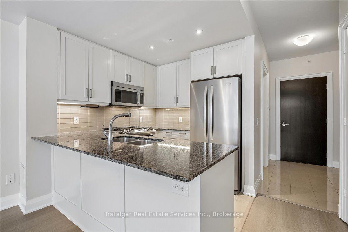 Photo 14 of Unit 327, 11 Bronte Road, Oakville, Bronte — HOMEH