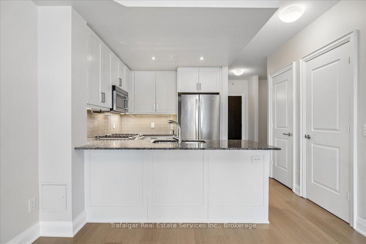 Photo 15 of Unit 327, 11 Bronte Road, Oakville, Bronte — HOMEH