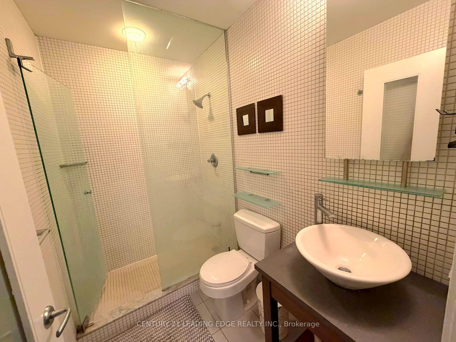Photo 8 of Unit 2202, 8 Colborne Street, Toronto, Church-Yonge Corridor — HOMEH