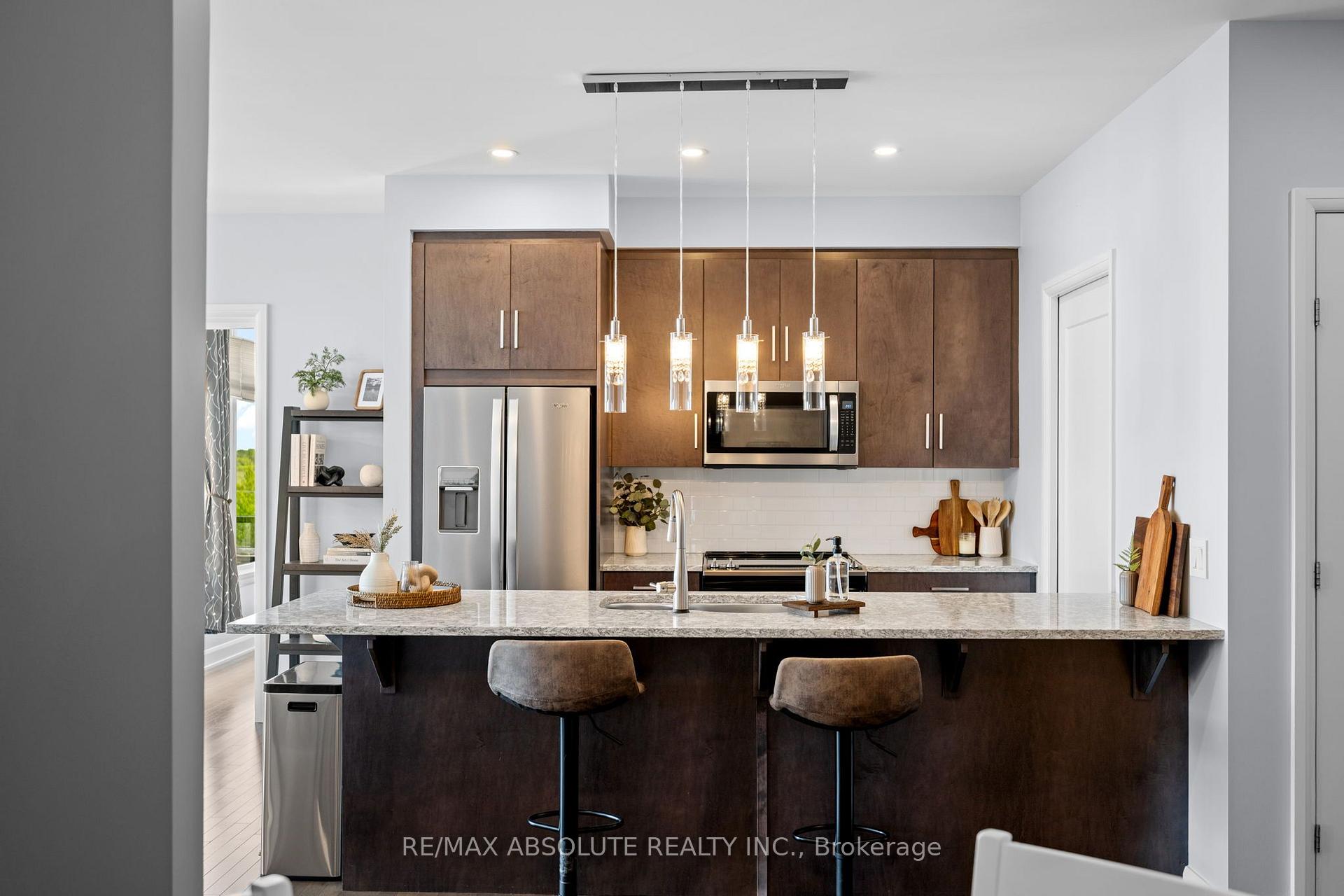 Photo 4 of Unit 304, 170 Boundstone Way, Ottawa, Kanata - Kanata Lakes/Heritage Hills — HOMEH
