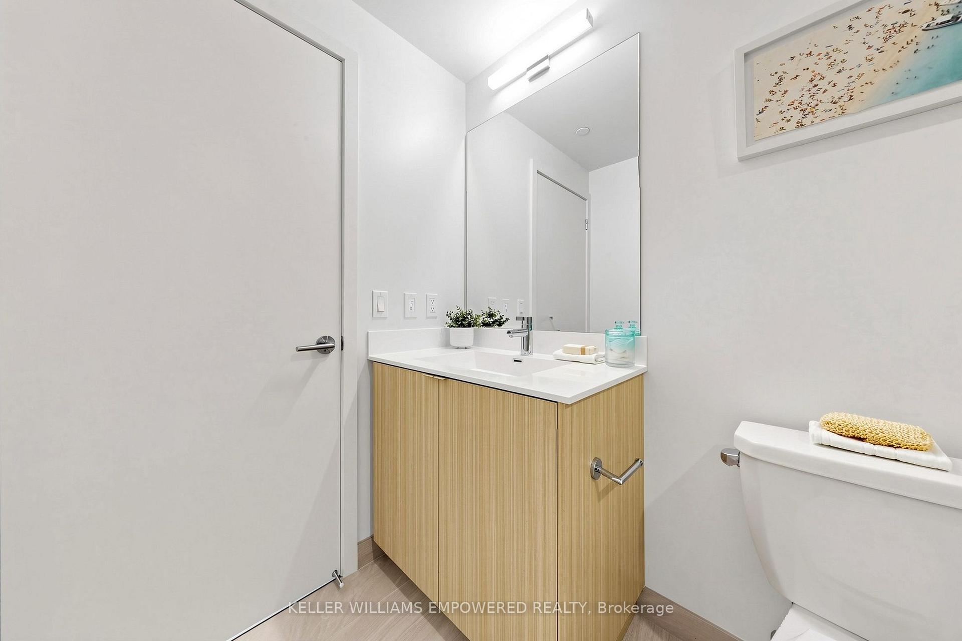 Photo 19 of Unit 803, 4365 Bloor Street W, Etobicoke, Markland Wood — HOMEH