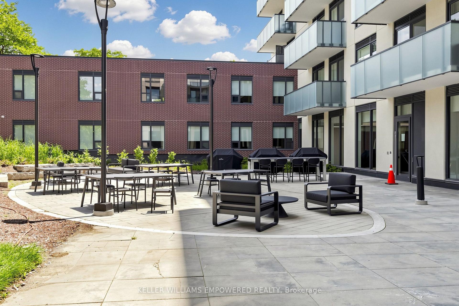 Photo 44 of Unit 803, 4365 Bloor Street W, Etobicoke, Markland Wood — HOMEH