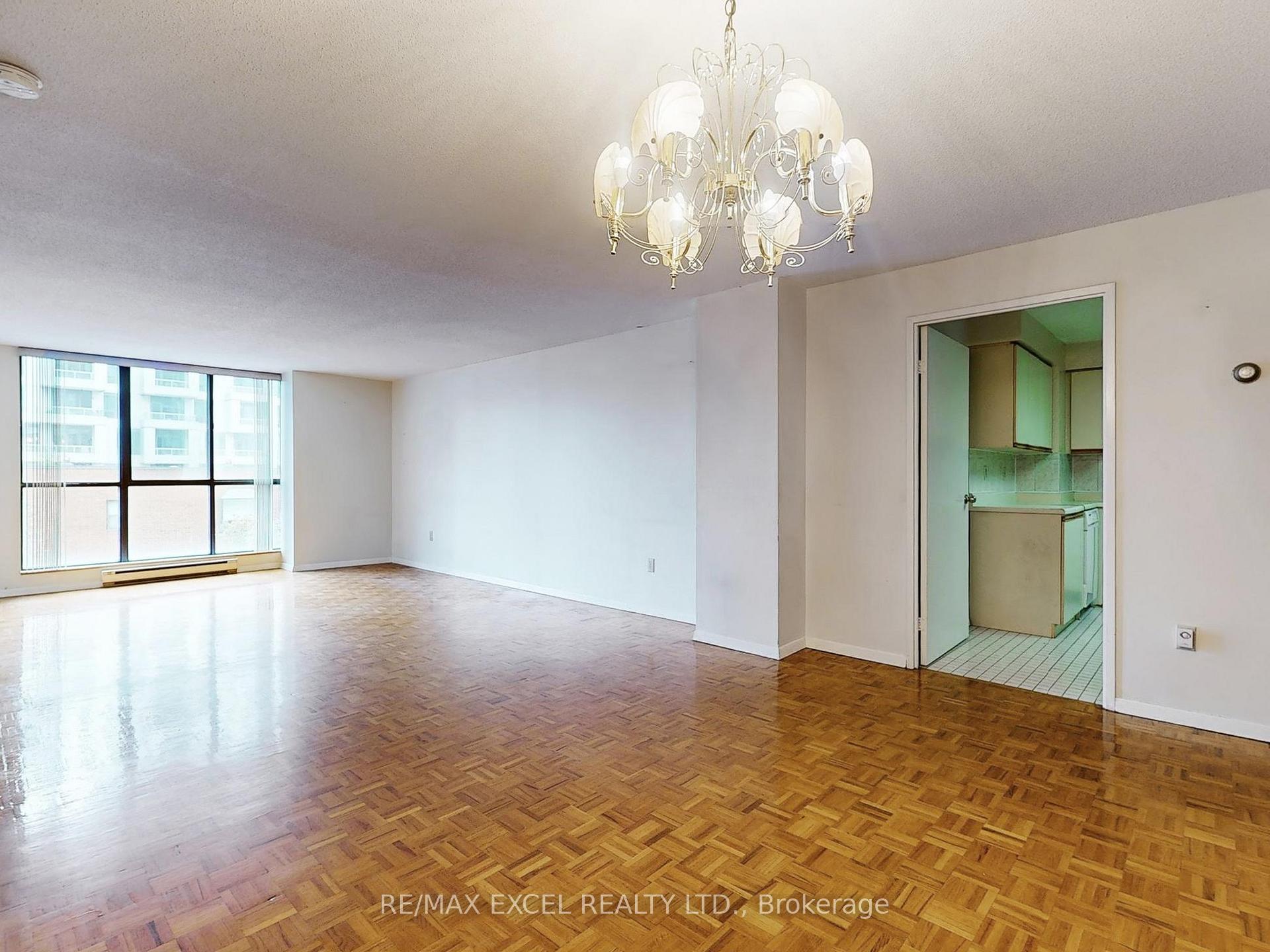 Photo 7 of Unit 406, 188 Spadina Avenue, Toronto, Kensington-Chinatown — HOMEH