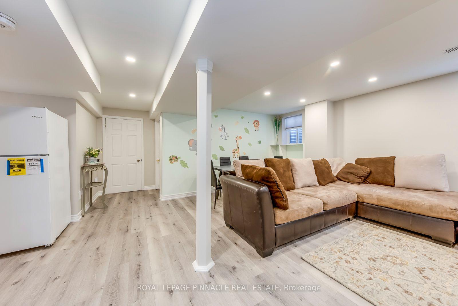 Photo 6 of Unit Lower, 1292 Willowbank Trail, Mississauga, Rathwood — HOMEH