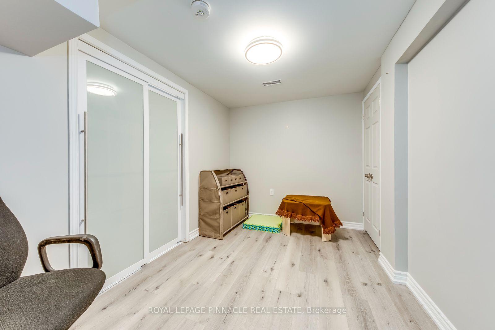 Photo 19 of Unit Lower, 1292 Willowbank Trail, Mississauga, Rathwood — HOMEH