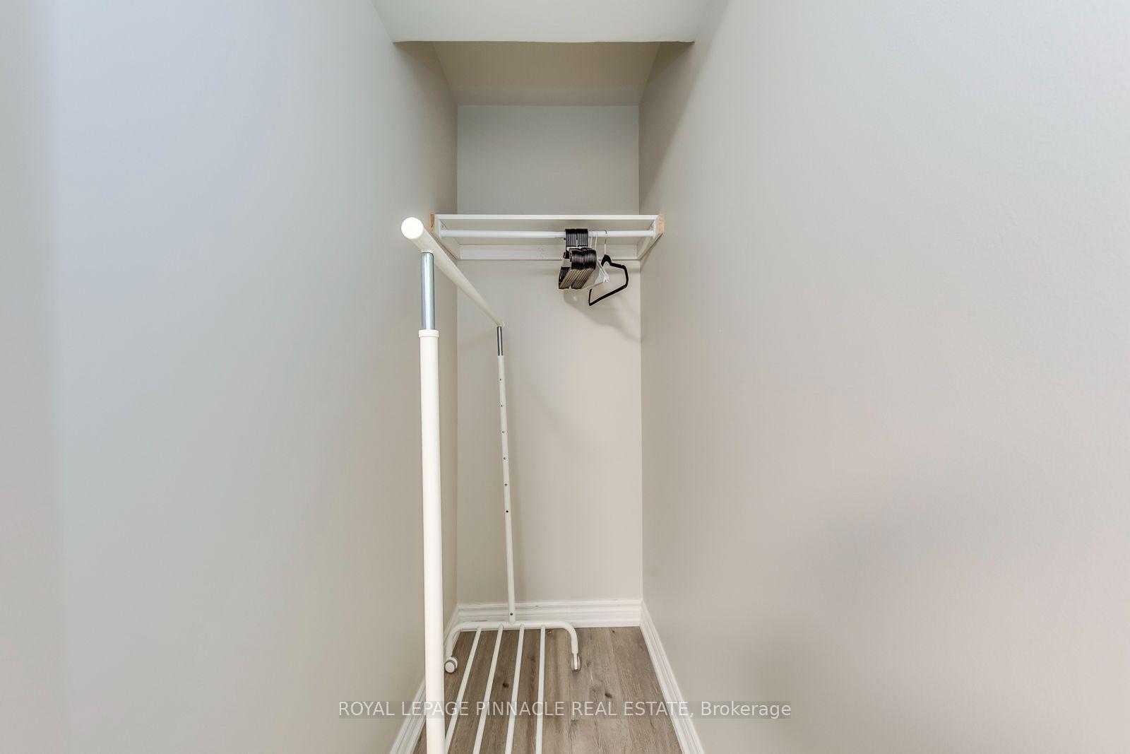 Photo 22 of Unit Lower, 1292 Willowbank Trail, Mississauga, Rathwood — HOMEH