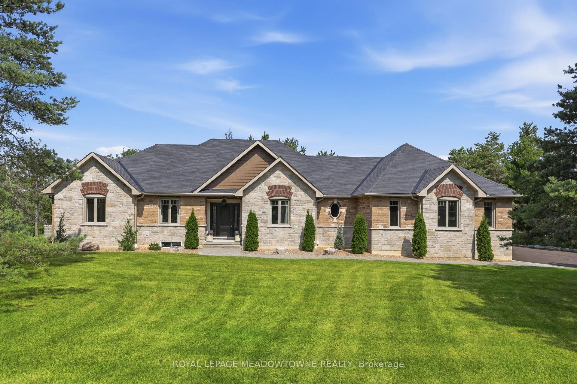 Photo 1 of 20 Buckstown Trail, Caledon, Palgrave — HOMEH