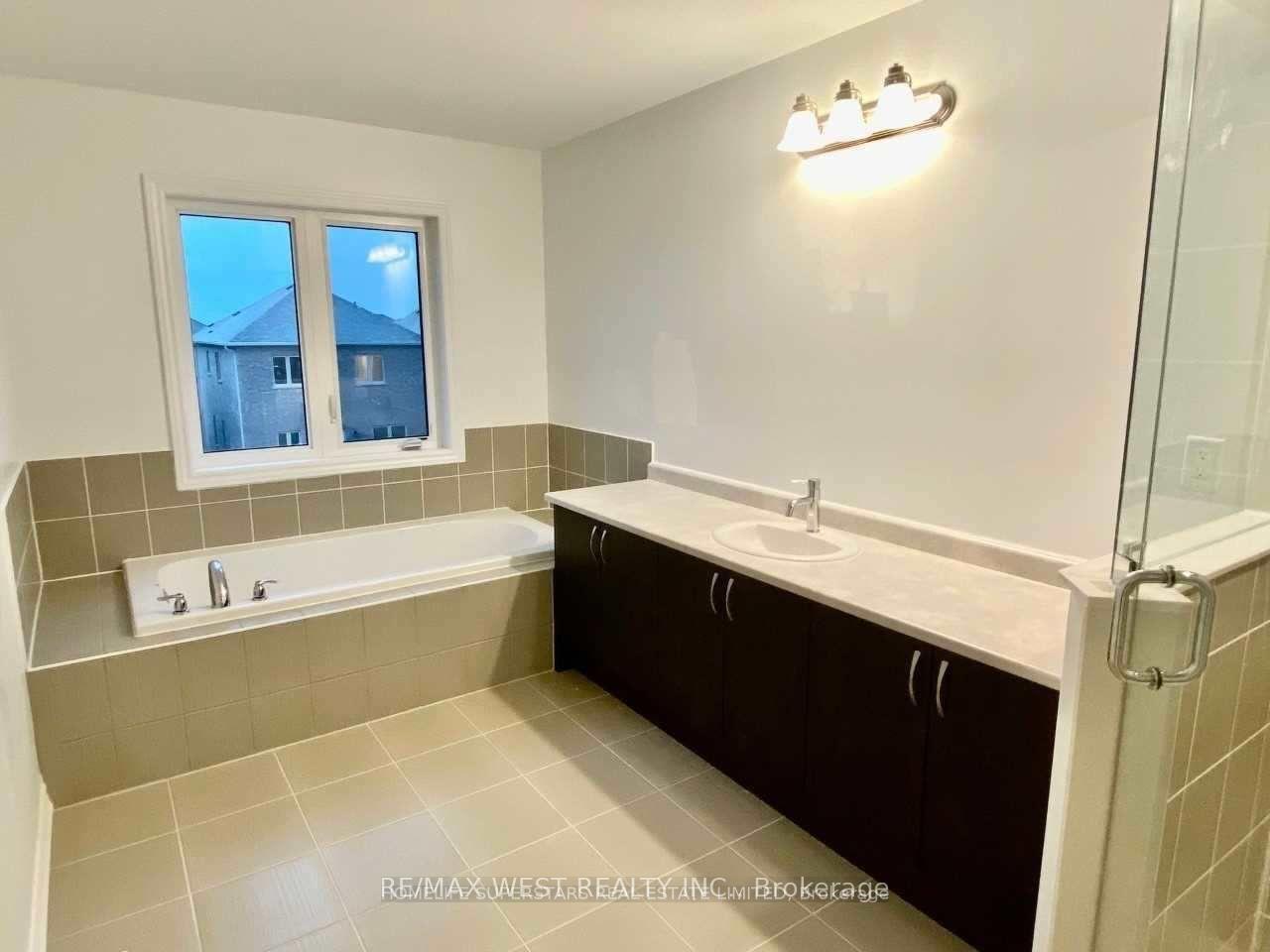Photo 6 of 256 Ridley Crescent, Southgate — HOMEH