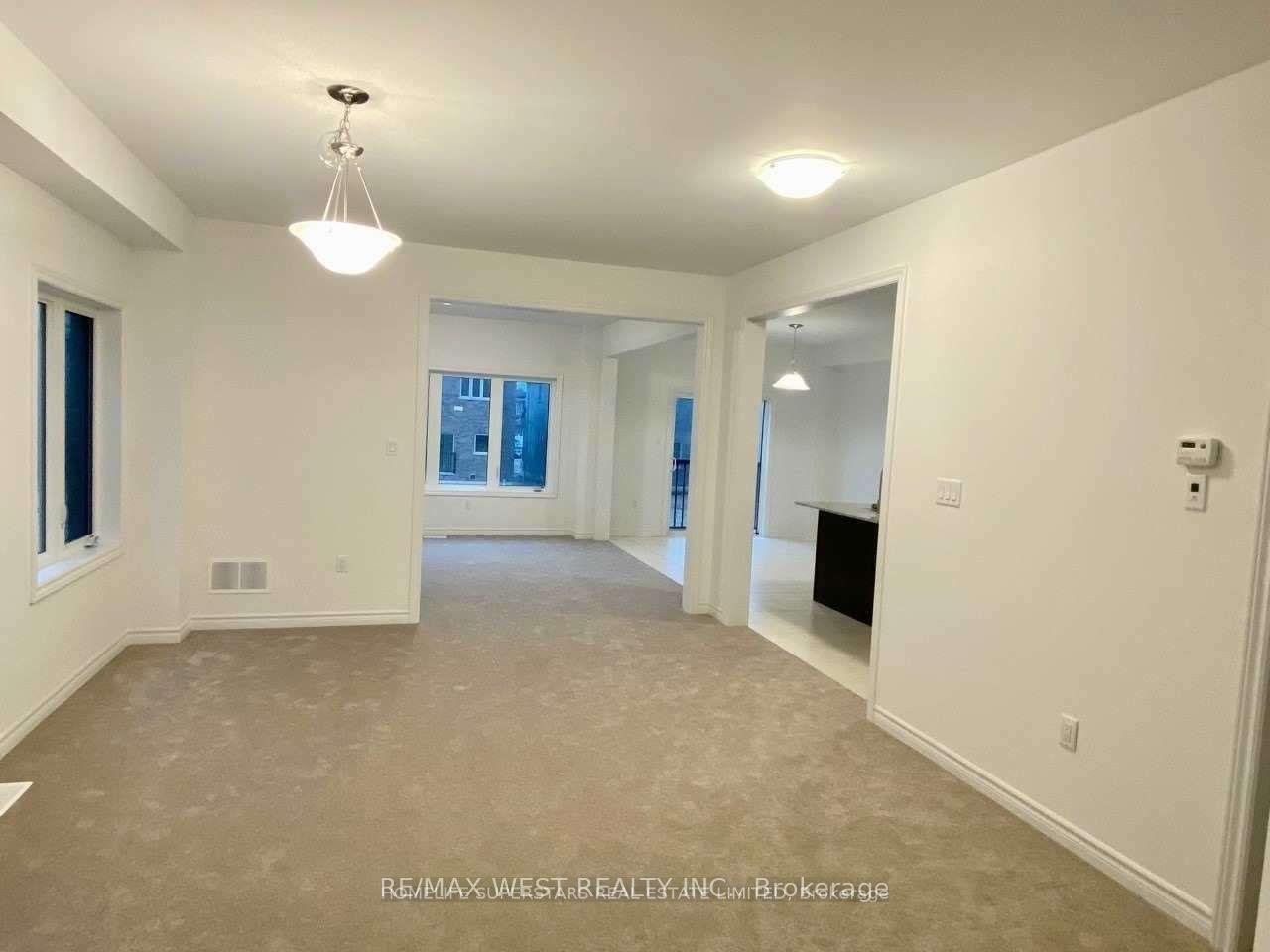 Photo 10 of 256 Ridley Crescent, Southgate — HOMEH