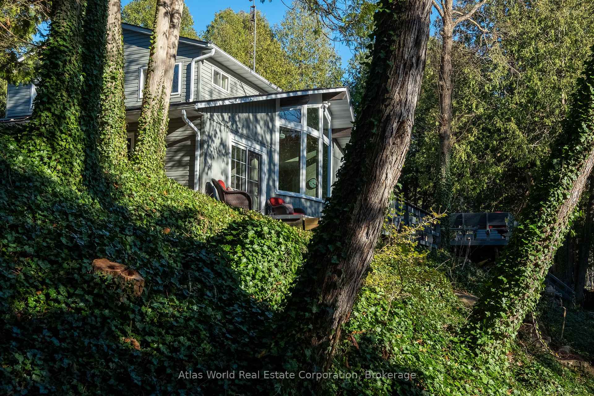 Photo 9 of 19 Front Street, South Bruce Peninsula — HOMEH